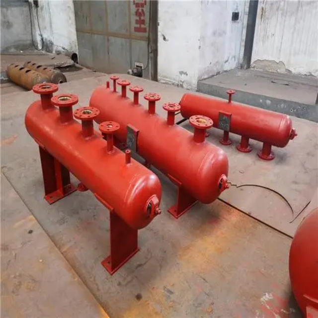 石龙分集水器安装高度